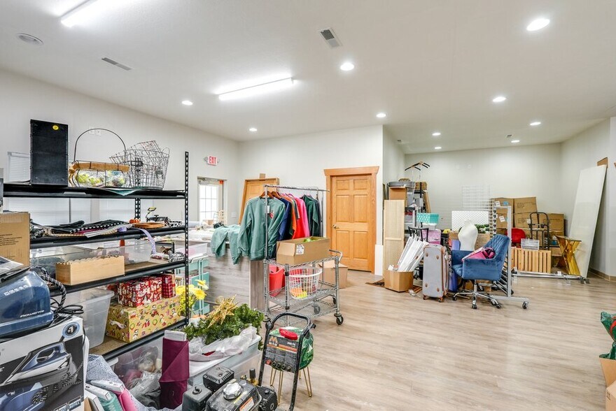 More Photos Of 2149 Wadsworth Rd, Norton Office For Sale