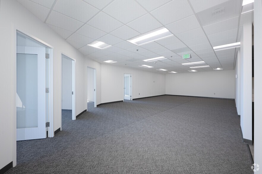 More Photos Of 10451 Mill Run Cir, Owings Mills Office For Sale