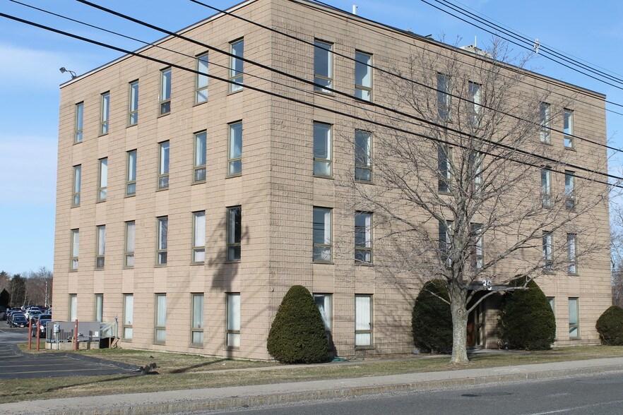 More Photos Of 36 Commerce Way, Woburn Office For Lease