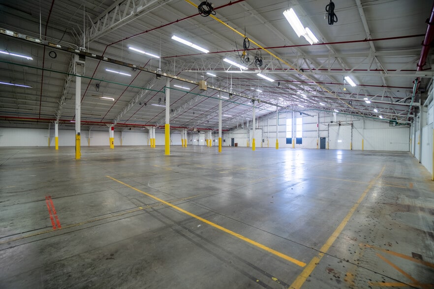 More Photos Of 1213 Pennsylvania Ave, Sheboygan Manufacturing For Sale