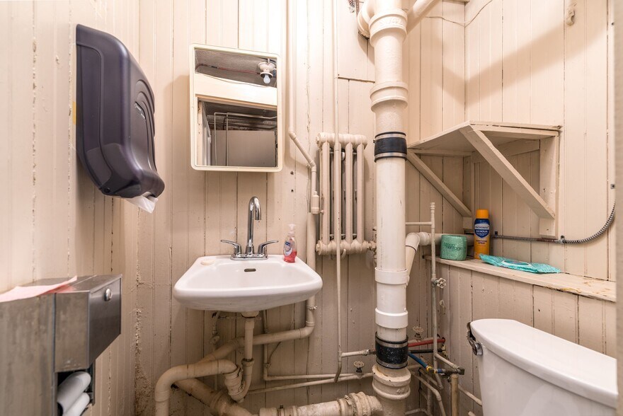 More Photos Of 2 Monument Sq, Woonsocket Medical For Sale