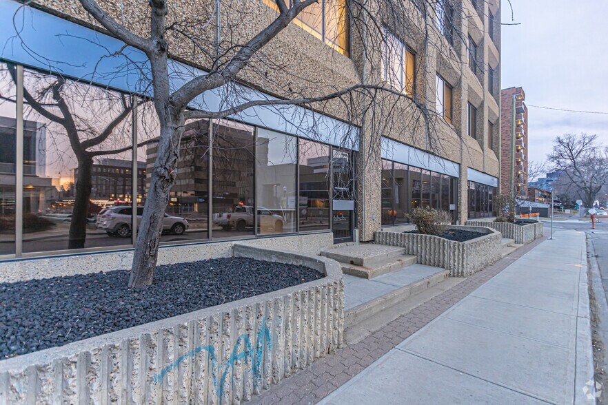 More Photos Of 12220 Stony Plain Rd NW, Edmonton Office For Lease