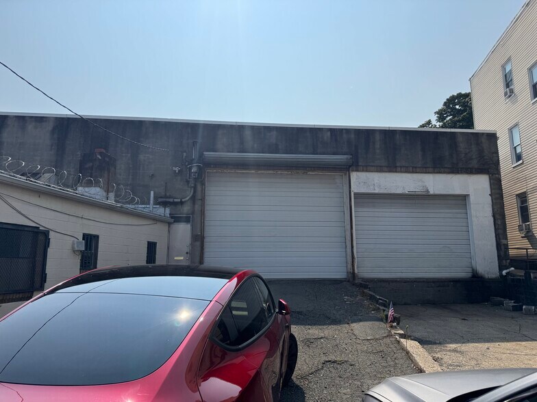 More Photos Of 470 Grove St, Irvington Industrial For Sale