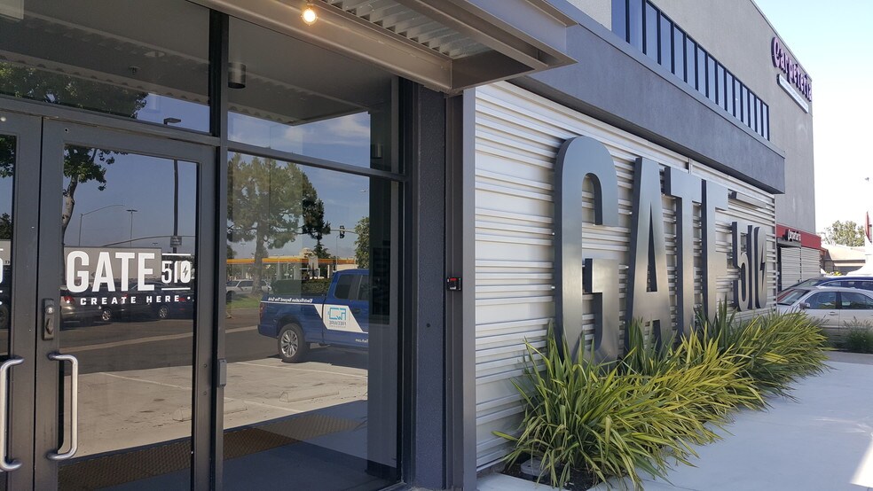 More Photos Of 1933 Davis St, San Leandro Storefront Retail Office For Lease