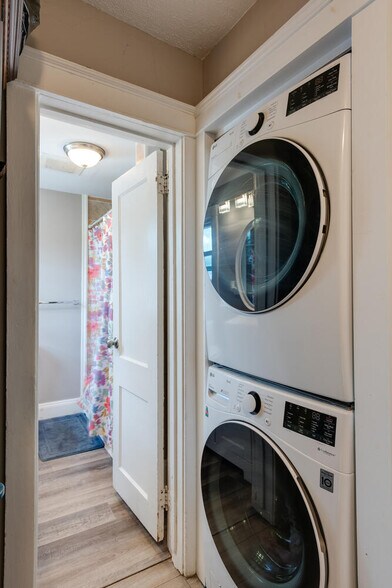 More Photos Of 95 Nutt Rd, Phoenixville Restaurant For Sale