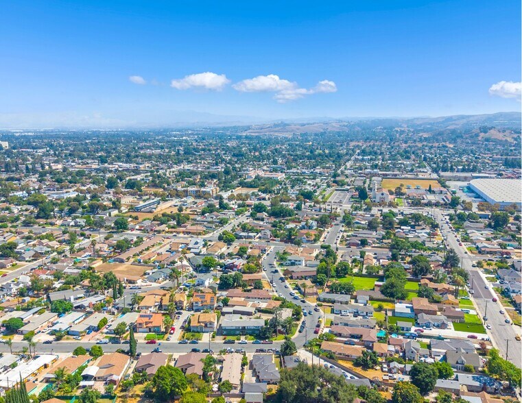 More Photos Of 1072 W Wilson St, Pomona Apartments For Sale