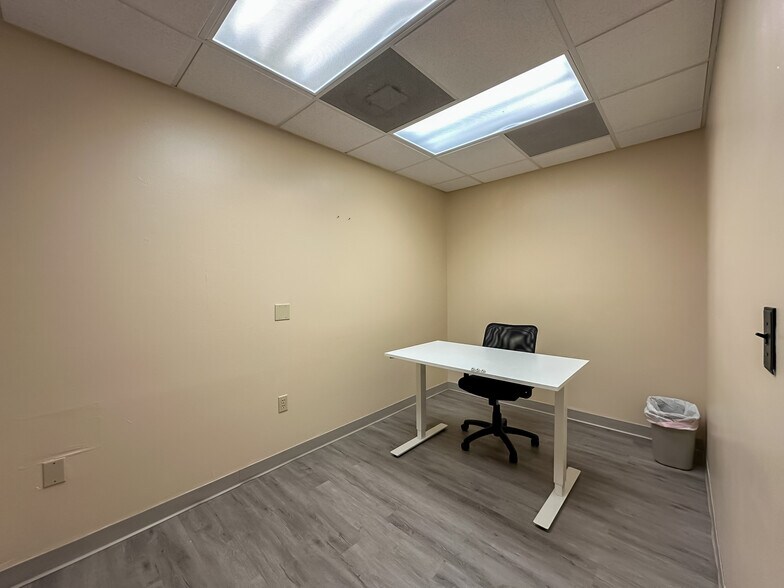 More Photos Of 1102 S Florida Ave, Lakeland Office For Lease