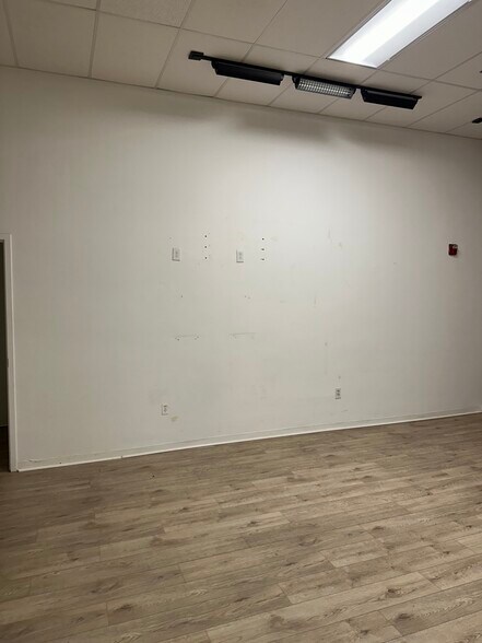 More Photos Of 200 Corporate Dr, Ladera Ranch Freestanding For Lease