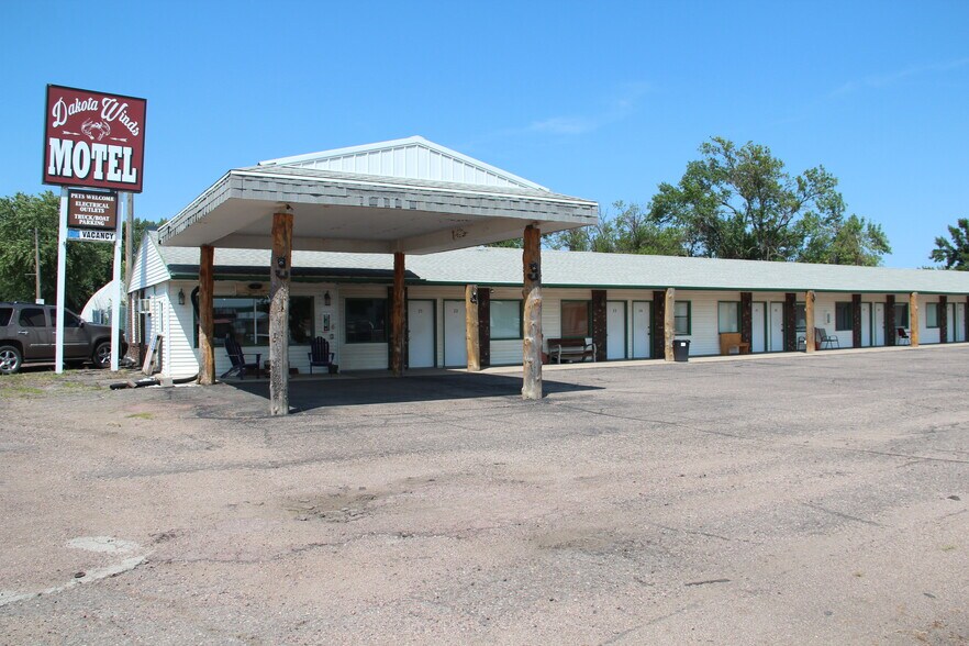 Primary Photo Of 720 S Main St, Kimball Hotel For Sale