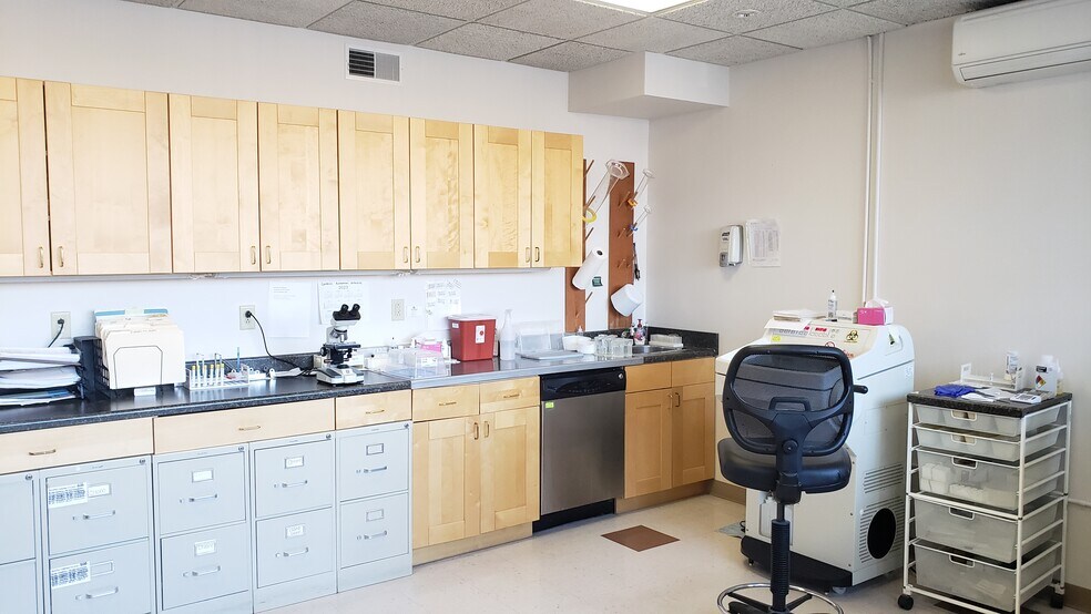 More Photos Of 3580 Harlem Rd, Cheektowaga Medical For Lease