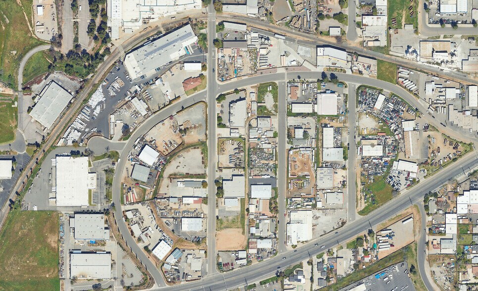 More Photos Of 5908 Jasmine St, Riverside Warehouse For Lease