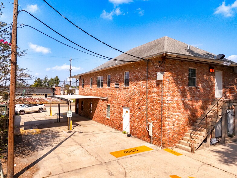 More Photos Of 3968 North Blvd, Baton Rouge Office For Lease
