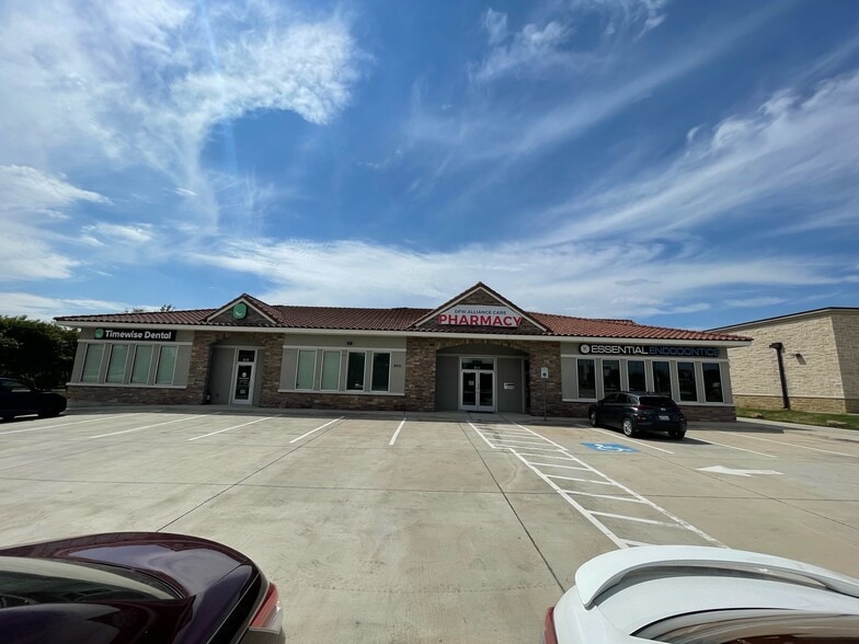 Primary Photo Of 9601 N Beach St, Keller Medical For Lease