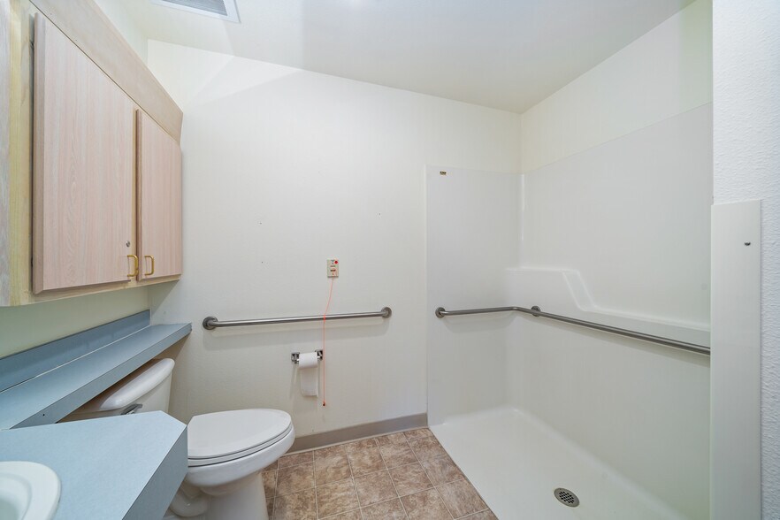 More Photos Of 35385 Tohl Ave, Nehalem Assisted Living For Sale