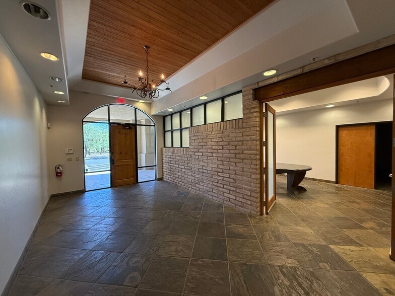 More Photos Of 4578 N 1st Ave, Tucson Medical For Lease