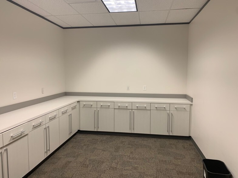 More Photos Of 3409 N Central Expy, Plano Office For Lease