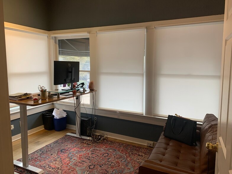 More Photos Of 1615 W 6th St, Austin Office Residential For Lease