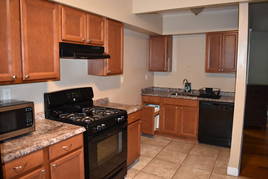 More Photos Of 5 Mather St, Binghamton Apartments For Sale