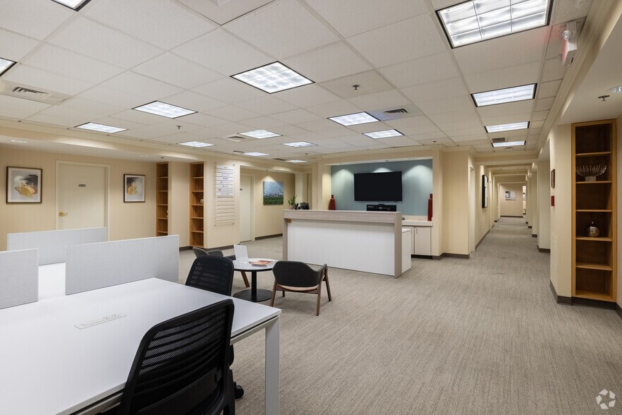 More Photos Of 22 Bull St, Savannah Coworking Space