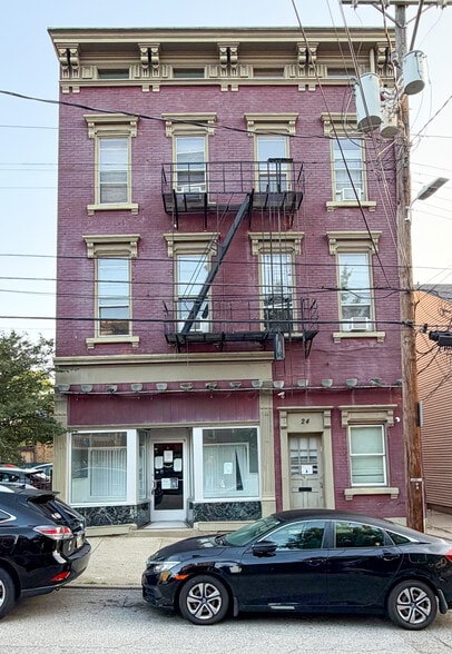 More Photos Of 24 E University Ave, Cincinnati Apartments For Sale