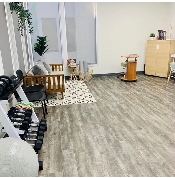 More Photos Of 11340 W Olympic Blvd, Los Angeles Office For Lease