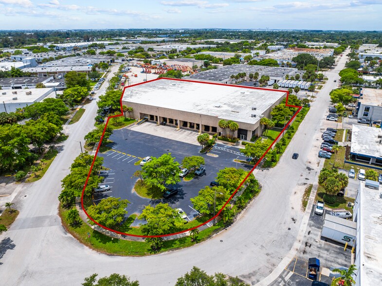Primary Photo Of 1120 NW 165th St, Miami Warehouse For Lease