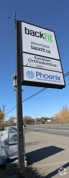 More Photos Of 1095 Mckenzie Ave, Saanich Office For Lease