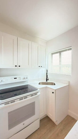 More Photos Of 1980 Biarritz Dr, Miami Beach Apartments For Sale