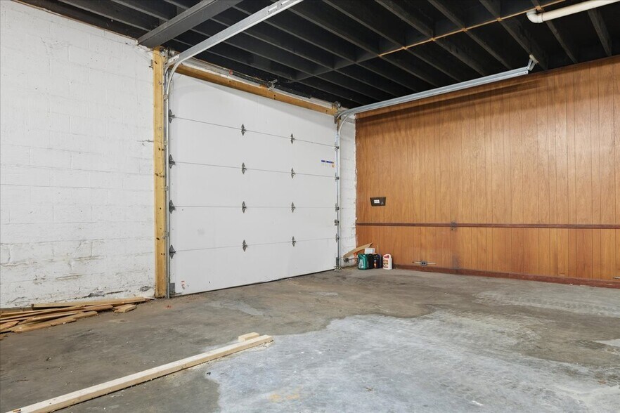 More Photos Of 778 Westover Dr, Danville Flex For Sale