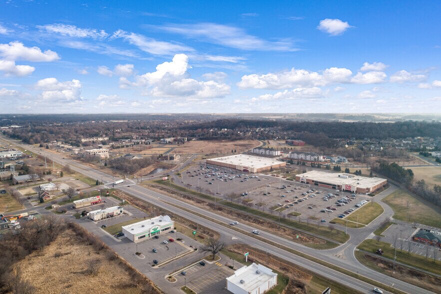 More Photos Of 2350 Bridgewater Ln, Northfield Freestanding For Sale