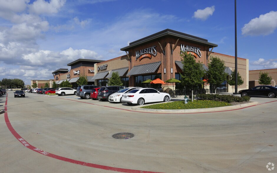 More Photos Of 13517 University Blvd, Sugar Land Unknown For Lease