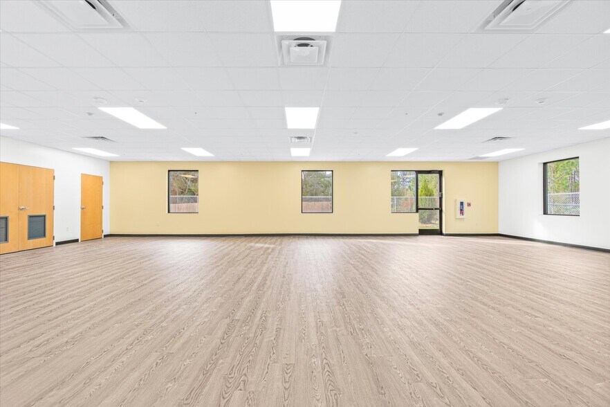 More Photos Of 481 Shores Blvd, Saint Augustine Medical For Sale