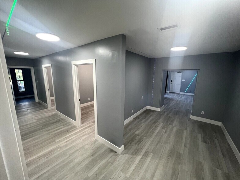 More Photos Of 31722 State Road 52, San Antonio Medical For Sale