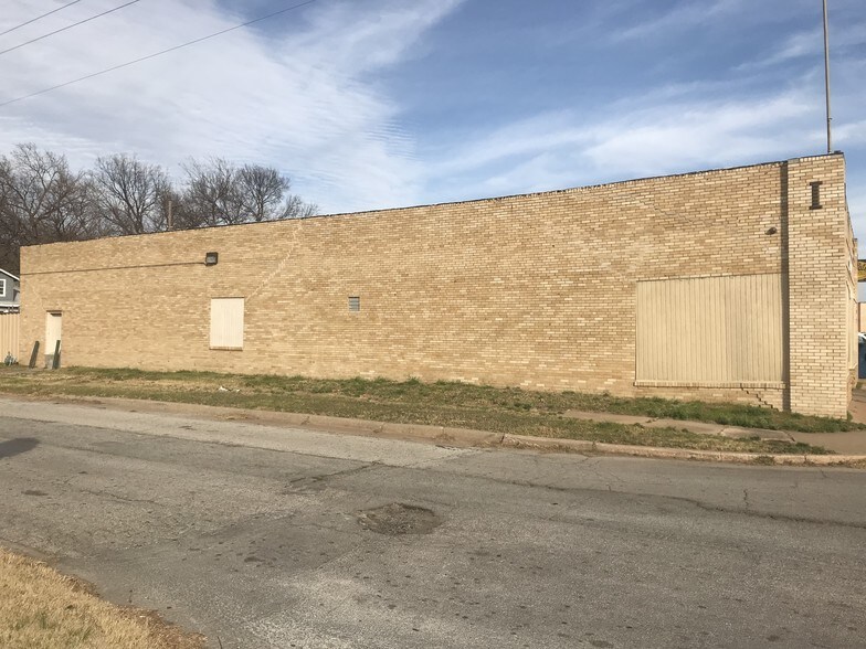 More Photos Of 1845 Linwood Blvd, Oklahoma City Storefront For Lease