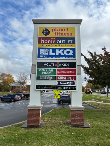 More Photos Of 20-42 Spencerport Rd, Rochester Unknown For Lease