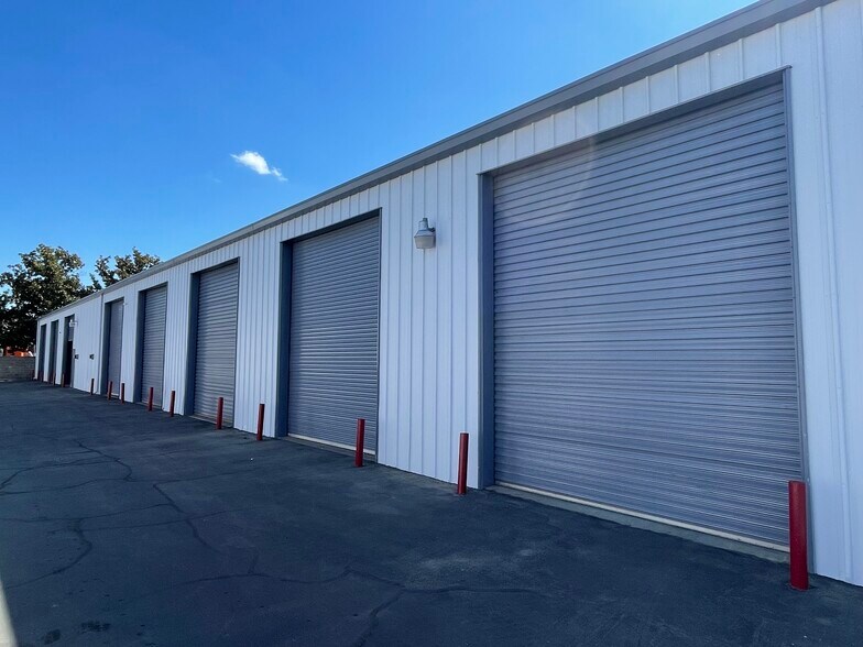 More Photos Of 4091 N Valentine Ave, Fresno Warehouse For Lease