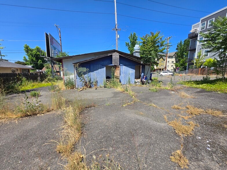 More Photos Of 5844 E Burnside St, Portland Land For Sale
