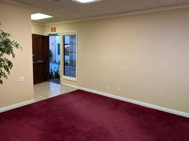 More Photos Of 71650 Sahara Rd, Rancho Mirage Office For Lease