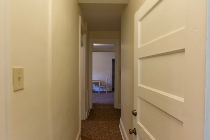 More Photos Of 29 W Franklin St, Hagerstown Apartments For Sale