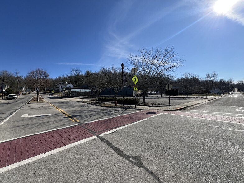 More Photos Of 465 E Main St, Batavia Warehouse For Sale