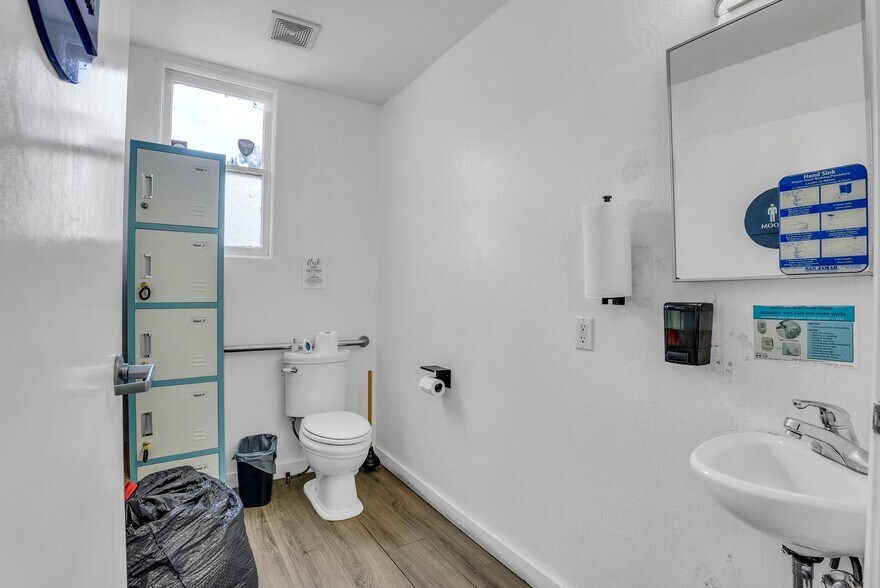 More Photos Of 45 Visitacion Ave, Brisbane Freestanding For Sale