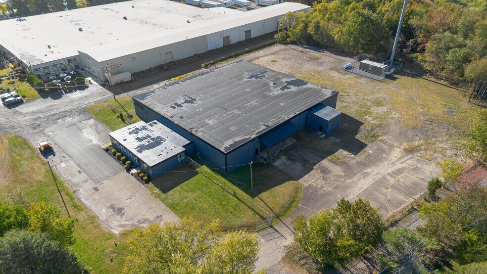 More Photos Of 325 Bridge St, Old Forge Manufacturing For Lease