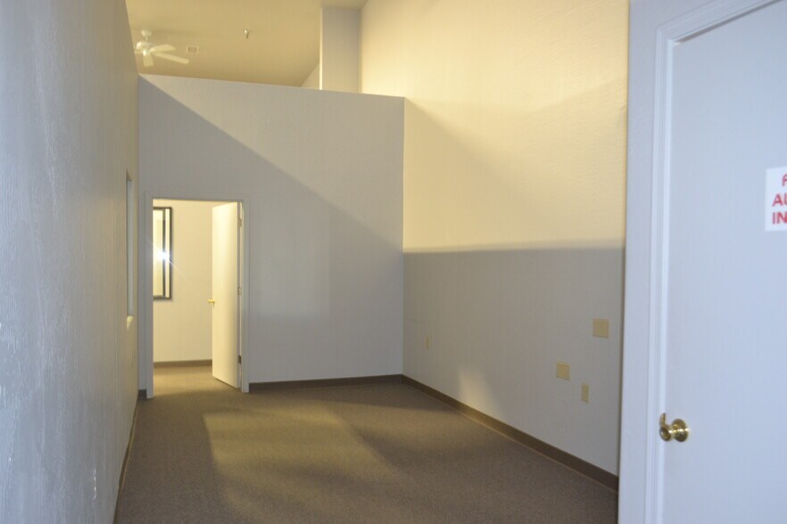 More Photos Of 6717-6719 E 2nd St, Prescott Valley General Retail For Lease