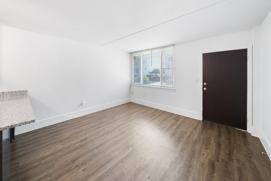 More Photos Of 480 Santa Rosa Blvd, Fort Walton Beach Apartments For Sale