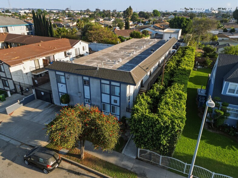 More Photos Of 814 W Redondo Beach Blvd, Gardena Apartments For Sale