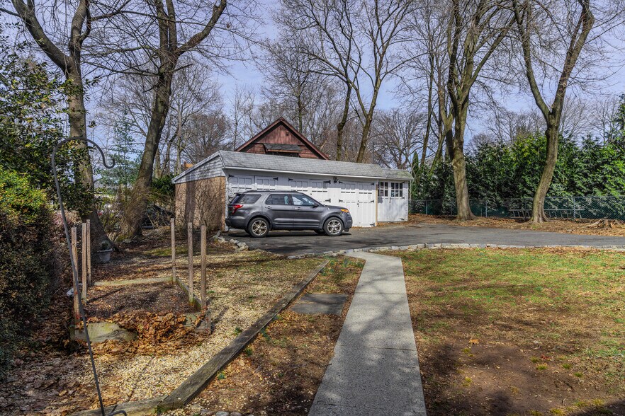 More Photos Of 222 Claremont Ave, Verona Multifamily For Sale