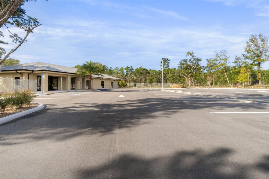 More Photos Of 481 Shores Blvd, Saint Augustine Medical For Sale