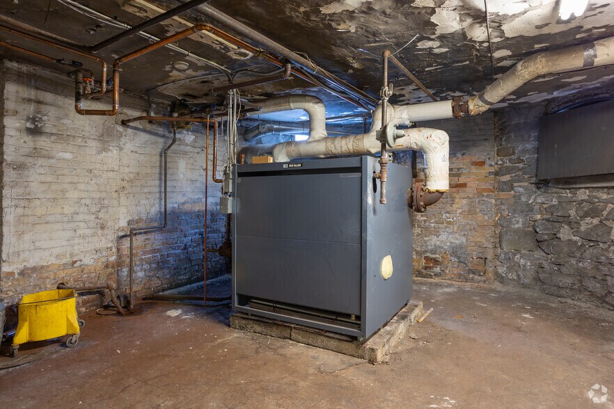 More Photos Of 814 Center Ave, Bay City Apartments For Sale
