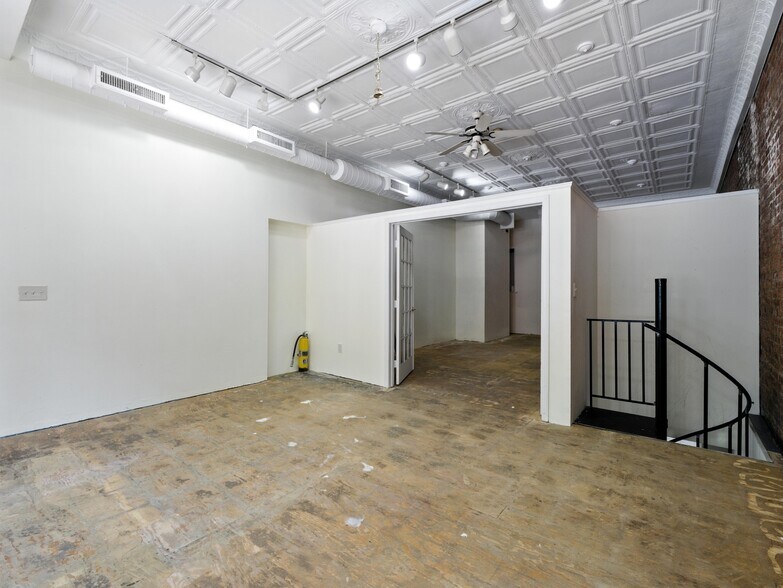 More Photos Of 6-8 Thorne St, Jersey City General Retail For Sale