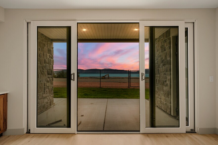 Primary Photo Of 45 E 150 S, Garden City Apartments For Sale